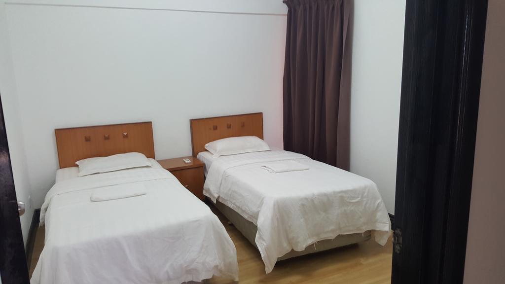 Marina Court Kk City Homestay Kota Kinabalu Exterior foto